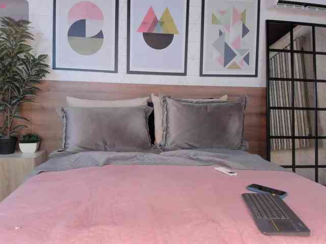 ZafiraBlack webcam