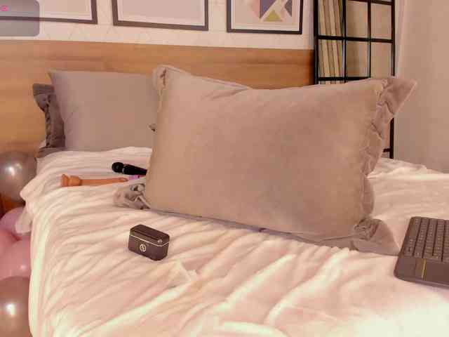 ZafiraBlack webcam