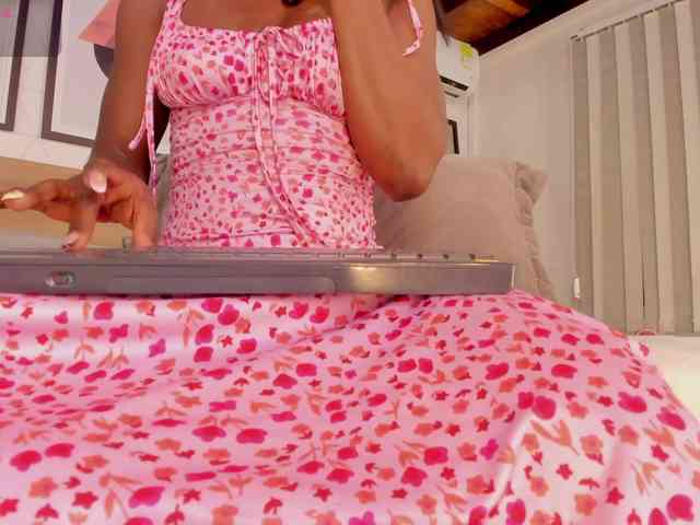 ZafiraBlack webcam