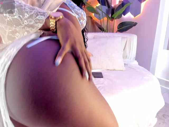 ZafiraBlack webcam