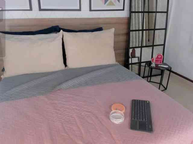 ZafiraBlack webcam