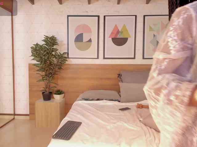 ZafiraBlack webcam