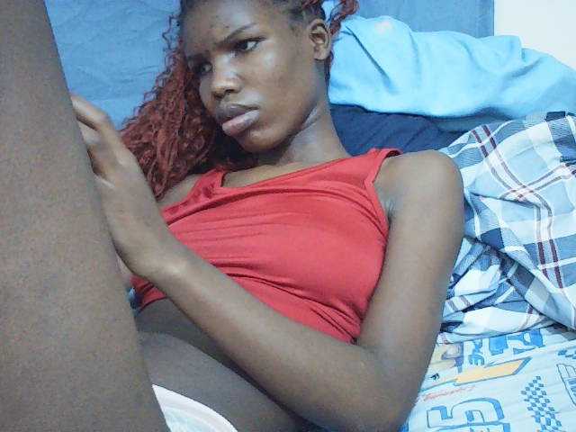 Beautyviny2 live cam on BongaCams