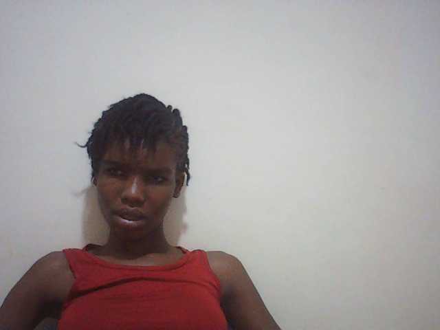 Beautyviny2 live cam on BongaCams