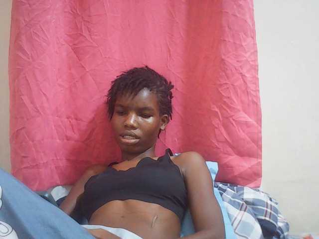 Beautyviny2 live cam on BongaCams