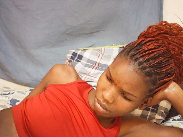 Beautyviny2 live cam on BongaCams