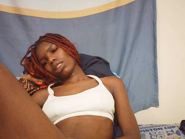 Beautyviny2 — live female cam