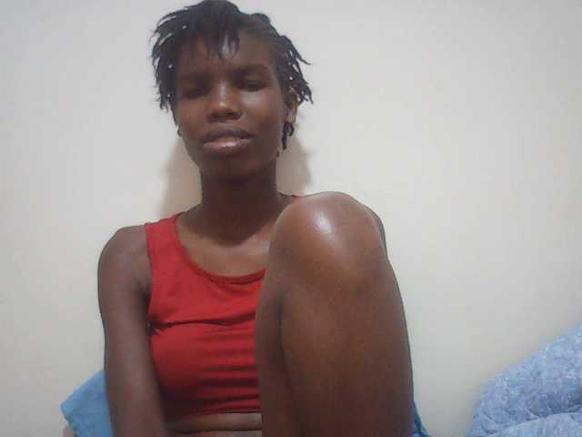 Beautyviny2 live cam on BongaCams