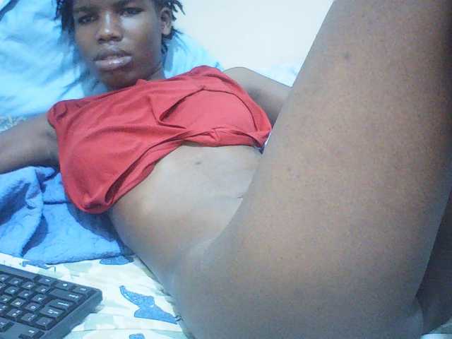 Beautyviny2 live cam on BongaCams