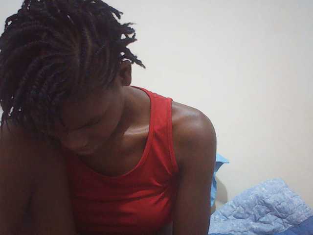 Beautyviny2 live cam on BongaCams