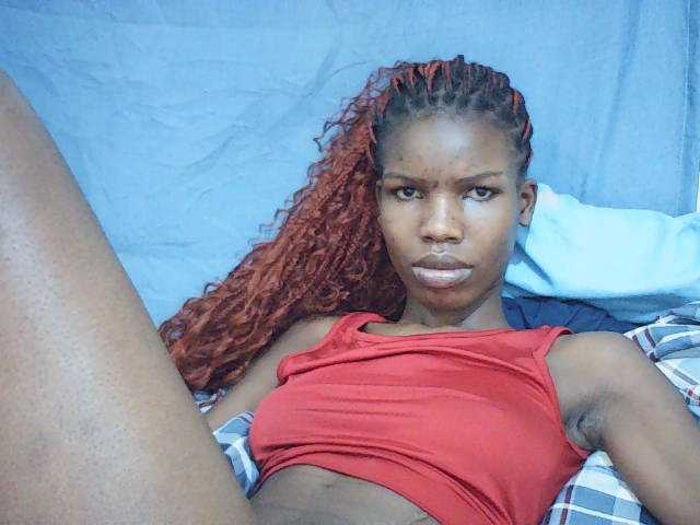 Beautyviny2 live cam on BongaCams