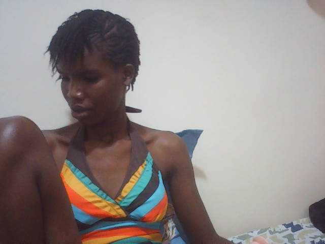 Beautyviny2 live cam on BongaCams