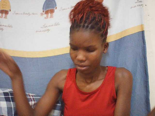 Beautyviny2 live cam on BongaCams