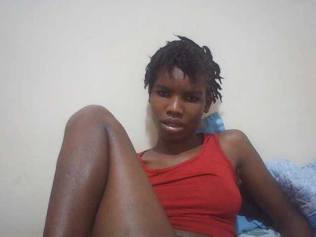 Beautyviny2 live cam on BongaCams