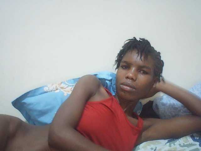 Beautyviny2 live cam on BongaCams