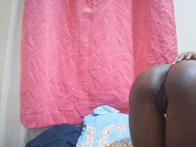 Beautyviny2 Live Cam on BongaCams