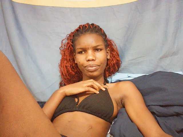 Beautyviny2 live cam on BongaCams