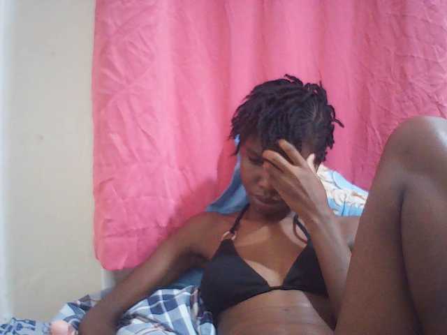 Beautyviny2 live cam on BongaCams