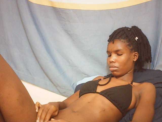 Beautyviny2 Live Cam su BongaCams