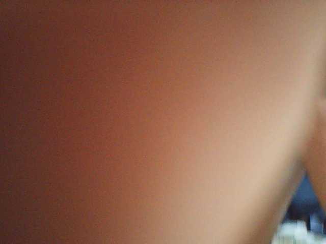 Beautyviny2 live cam on BongaCams