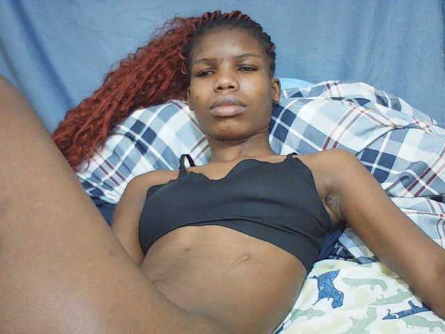 Beautyviny2 live cam on BongaCams