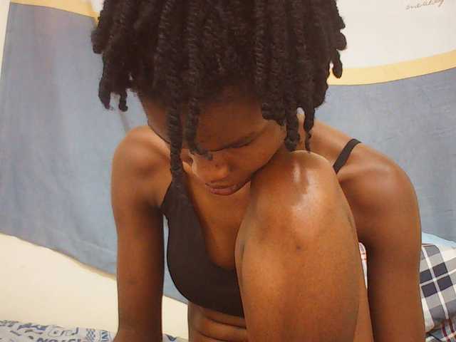 Beautyviny2 live cam