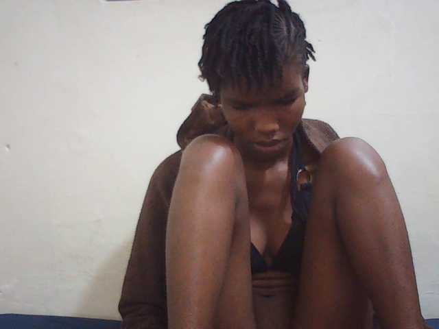 Beautyviny2 live cam on BongaCams
