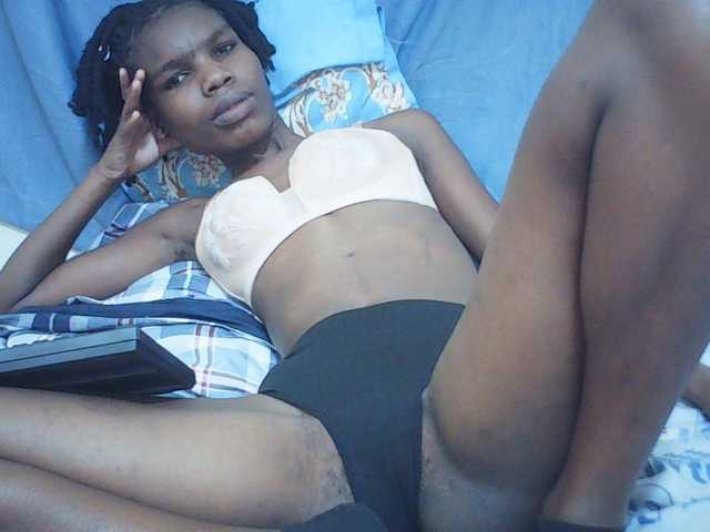 Beautyviny2 live cam on BongaCams