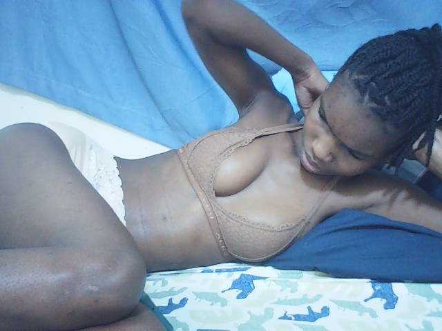 Beautyviny2 live webcam show