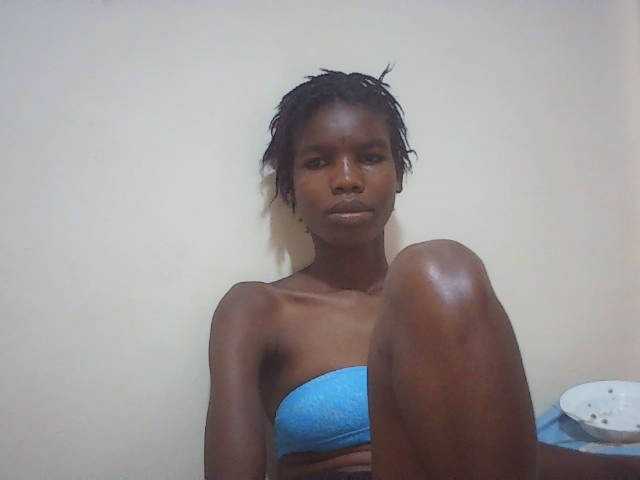 Profile and Statistics for Beautyviny2 on BongaCams