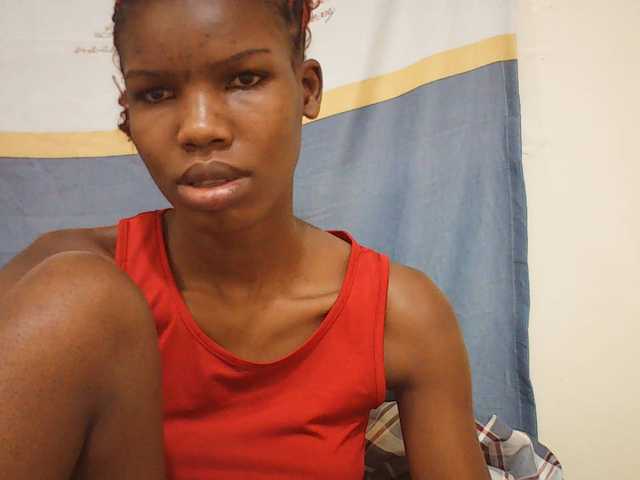 Beautyviny2 live cam on BongaCams