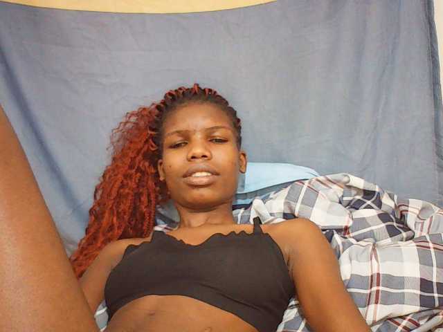 Beautyviny2 live cam on BongaCams