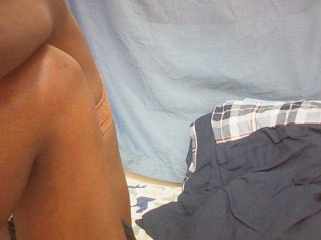 Beautyviny2 live cam on BongaCams