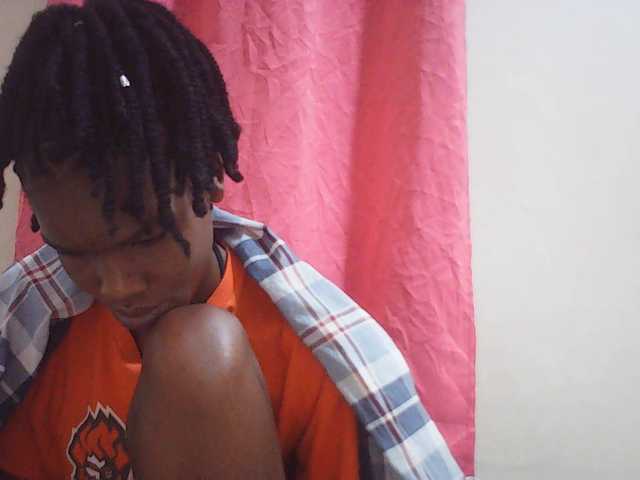 Beautyviny2 live cam on BongaCams