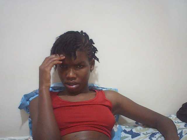 Beautyviny2 live cam on BongaCams