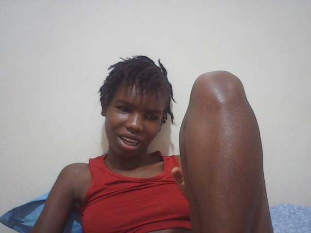 Beautyviny2 live cam on BongaCams