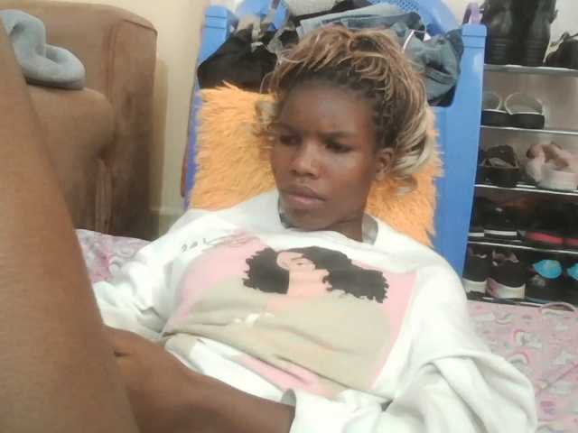 Beautyviny2 live cam preview