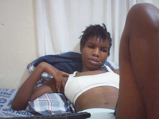 Beautyviny2 live cam on BongaCams