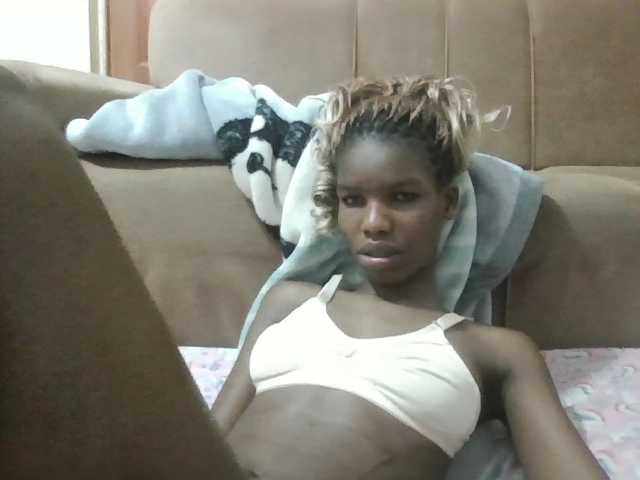 Beautyviny2 live cam preview