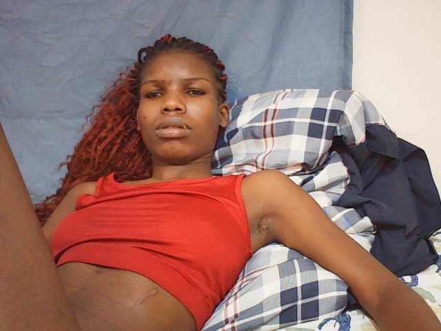 Beautyviny2 live cam on BongaCams
