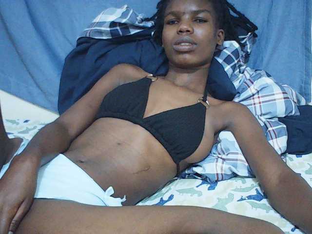 Beautyviny2 live cam on BongaCams