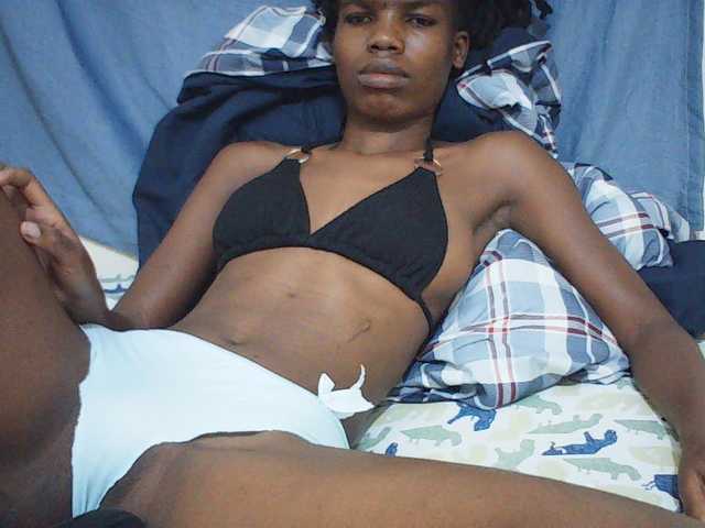 Beautyviny2 live cam on BongaCams