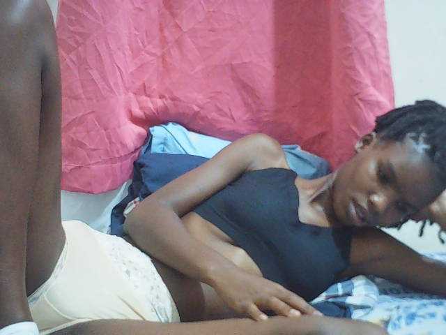 Beautyviny2 live cam on BongaCams