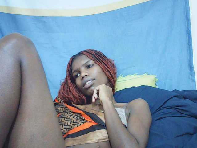 Beautyviny2 live cam on BongaCams