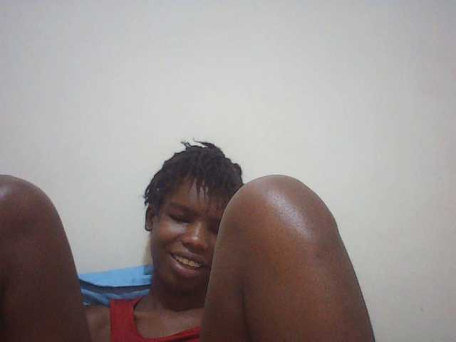 Beautyviny2 live cam on BongaCams