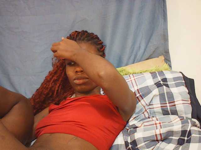 Beautyviny2 live cam on BongaCams