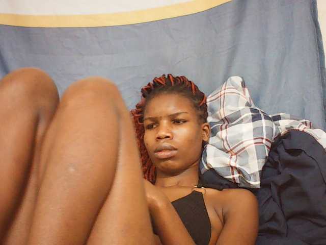 Beautyviny2 live cam on BongaCams