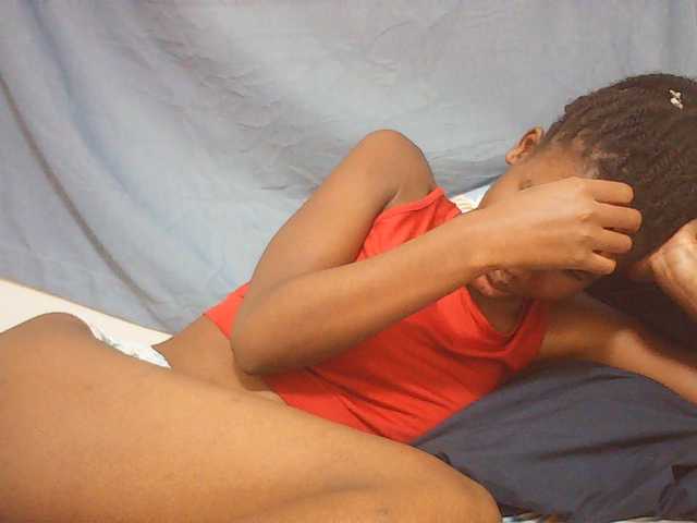 Beautyviny2 live cam on 