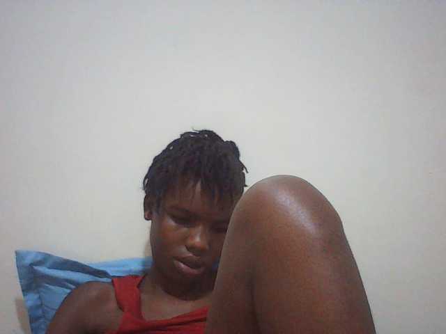 Beautyviny2 live cam on BongaCams