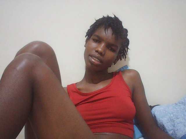 Beautyviny2 live cam on BongaCams
